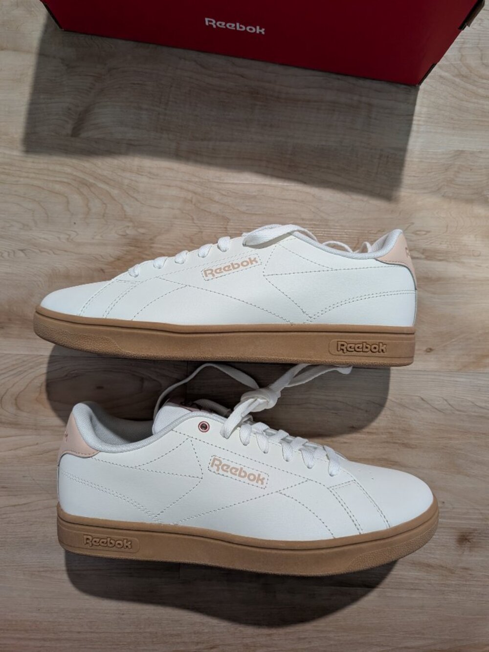 NIB Reebok Court Clean Shoes - Picture 3 of 9